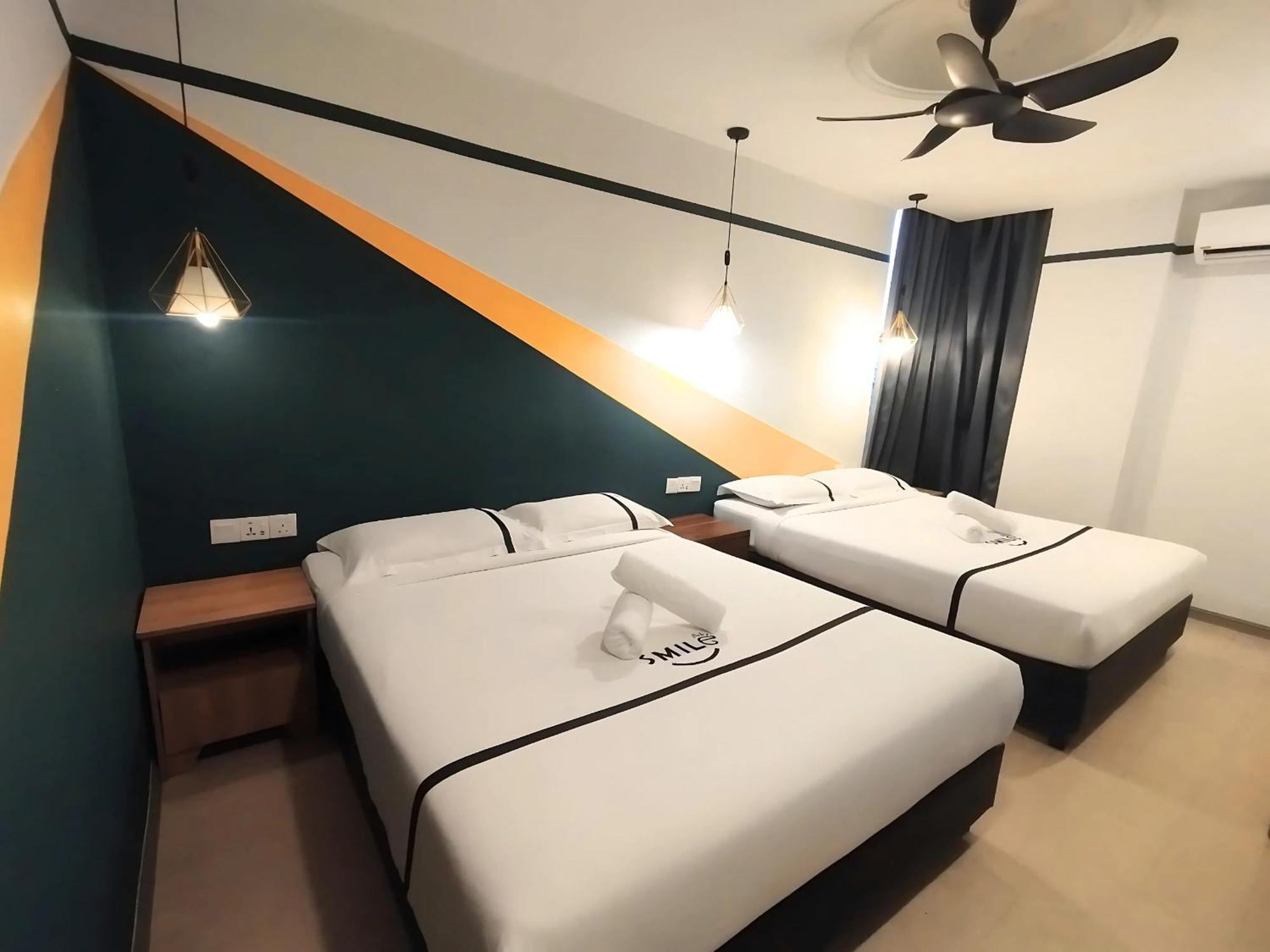 Smile Hotel C180 Cheras Selatan Экстерьер фото