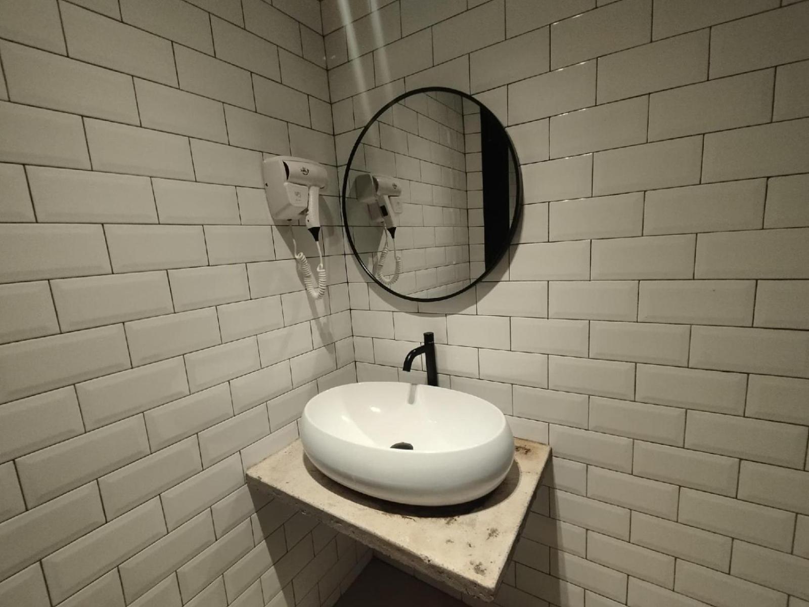 Smile Hotel C180 Cheras Selatan Экстерьер фото